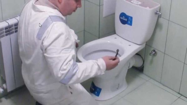 Как самостоятельно установить унитаз