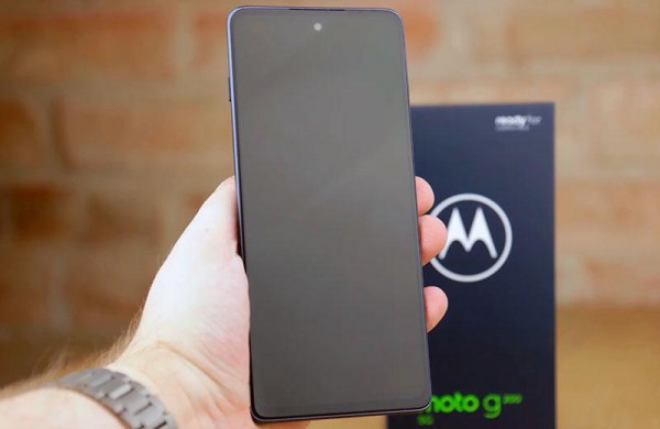 Обзор Motorola Moto G200 5G: смартфон с флагманской производительностью по доступной цене Обзор Motorola Moto G200 5G: смартфон с флагманской производительностью по доступной цене