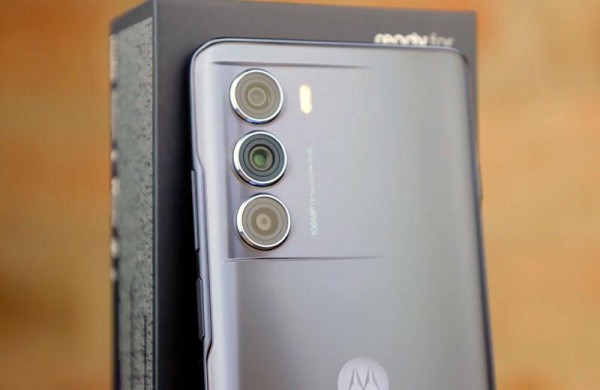 Обзор Motorola Moto G200 5G: смартфон с флагманской производительностью по доступной цене Обзор Motorola Moto G200 5G: смартфон с флагманской производительностью по доступной цене