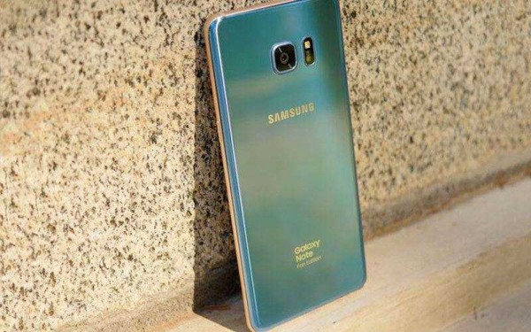Samsung Galaxy Note FE (Fan Edition) &mdash; Обзор смартфона на замену Note 7