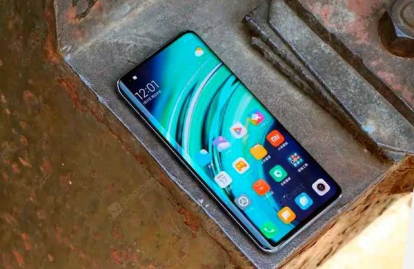 Обзор Xiaomi Mi 10 Pro 5G: фантастический флагман с 5G Обзор Xiaomi Mi 10 Pro 5G: фантастический флагман с 5G