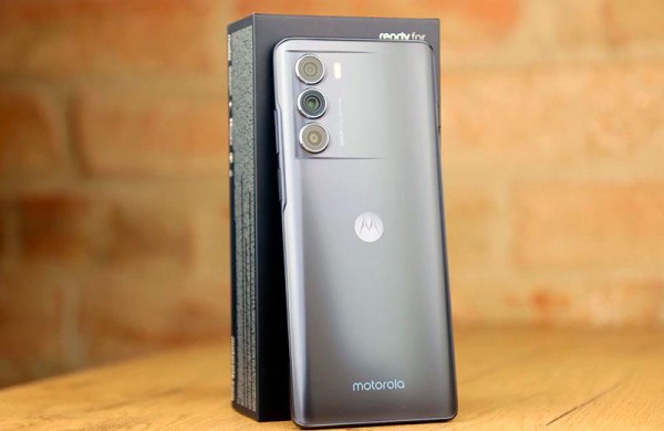 Обзор Motorola Moto G200 5G: смартфон с флагманской производительностью по доступной цене Обзор Motorola Moto G200 5G: смартфон с флагманской производительностью по доступной цене