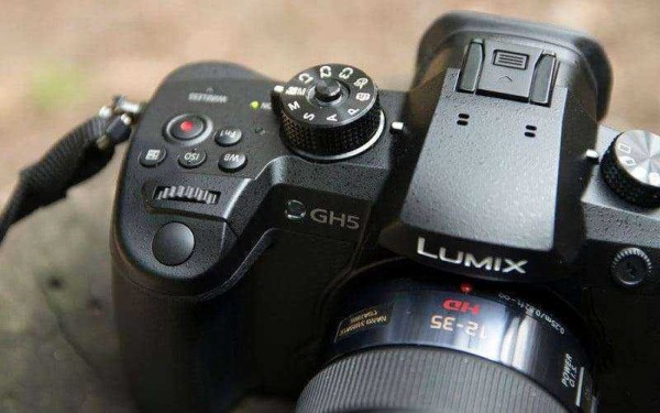 Обзор Panasonic Lumix GH5 — Фотокамера монстр поднимающая планку Обзор Panasonic Lumix GH5 — Фотокамера монстр поднимающая планку