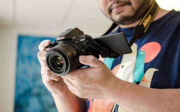Nikon D5600 &mdash; Обзор компактной зеркальной фотокамеры среднего уровня