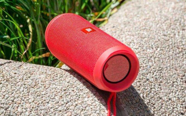 Обзор JBL Flip 4: обновлённой, Bluetooth-колонки защищённой от воды Обзор JBL Flip 4: обновлённой, Bluetooth-колонки защищённой от воды