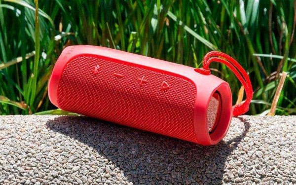 Обзор JBL Flip 4: обновлённой, Bluetooth-колонки защищённой от воды Обзор JBL Flip 4: обновлённой, Bluetooth-колонки защищённой от воды