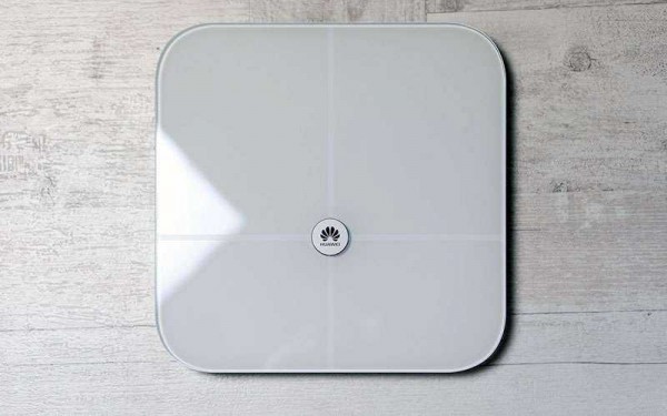 Худейте с Huawei Smart Scale &mdash; Обзор умных и доступных смарт-весов