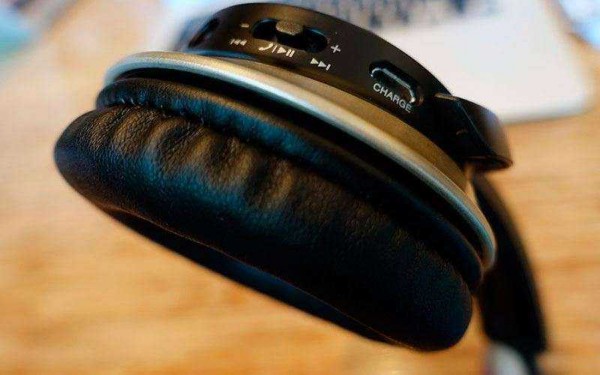 Обзор Audio-Technica ATH-AR3BT &mdash; Наушников с басом, поддерживающих до 8 устройств