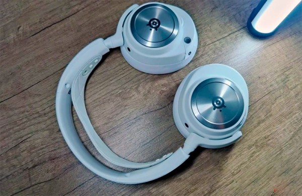 Обзор SteelSeries Arctis Nova Pro Wireless: безумно дорогие наушники, но так ли они хороши?