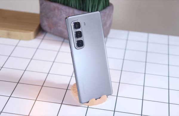 Обзор Infinix Hot 50 Pro+: невероятно тонкого и дешёвого игрового смартфона Обзор Infinix Hot 50 Pro+: невероятно тонкого и дешёвого игрового смартфона