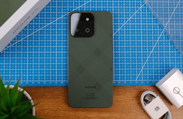 Обзор Honor X7c: стильного доступного смартфона с защитой от воды и ударов Обзор Honor X7c: стильного доступного смартфона с защитой от воды и ударов