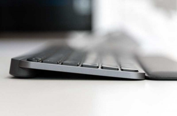 Обзор Logitech MX Keys: лучшая беспроводная клавиатура для работы