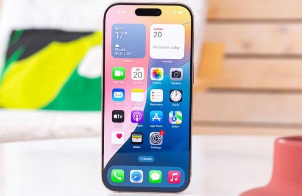Обзор Apple iPhone 16 Pro: смартфона для фанатов ИИ с самым мощным железом