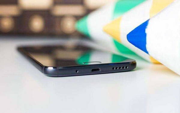 Обзор Motorola Moto G5s Plus &mdash; Смартфон который должен был выйти раньше