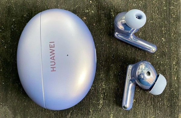 Обзор Huawei FreeBuds 6i: эволюция успешных беспроводных TWS-наушников Обзор Huawei FreeBuds 6i: эволюция успешных беспроводных TWS-наушников