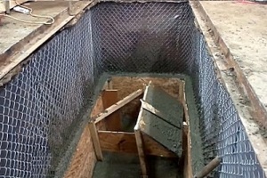 Бетонирование пола в гараже своими руками: пошаговая инструкция