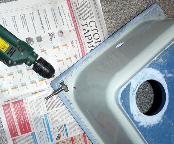 Мойки из камня: особенности конструкций из натурального и искусственного материала