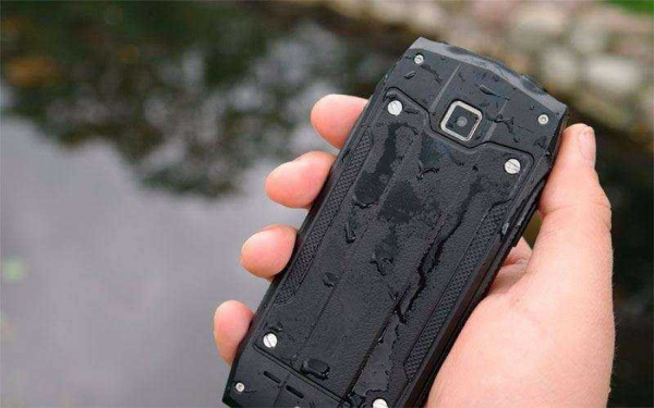 Ищете хороший защищённый телефон? Обзор MyPhone Hammer 3+ Ищете хороший защищённый телефон? Обзор MyPhone Hammer 3+
