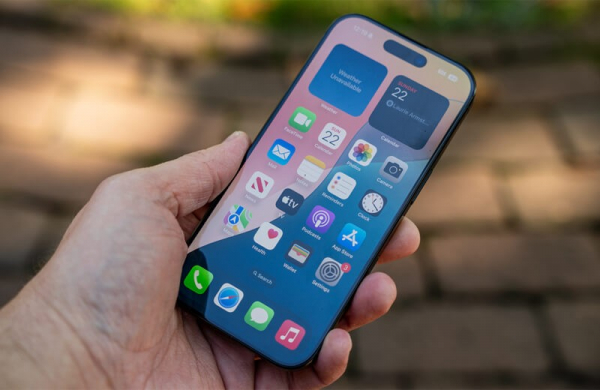 ТОП-10 лучших iPhone 2024 года &ndash; Рейтинг телефонов Apple