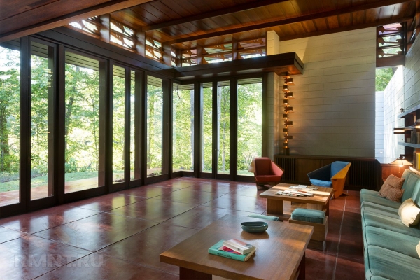 Окна под потолком: история, особенности, фотопримеры
Окна под потолком: история, особенности, фотопримеры