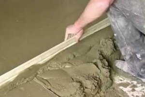 Бетонирование пола в гараже своими руками: пошаговая инструкция