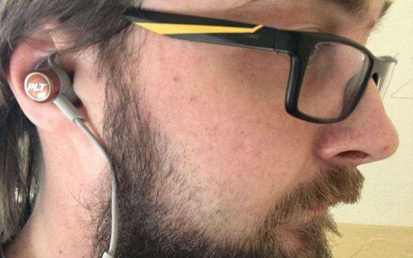 Вам не нужно гнездо для наушников в iPhone. Plantronics BackBeat Go 3 — Обзор Вам не нужно гнездо для наушников в iPhone. Plantronics BackBeat Go 3 — Обзор