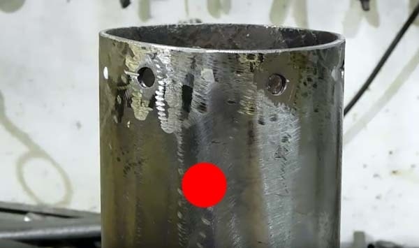 Самодельная походная печка из куска трубы и газовой горелки Самодельная походная печка из куска трубы и газовой горелки