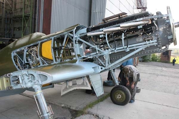 Реставрация самолёта МИГ-3