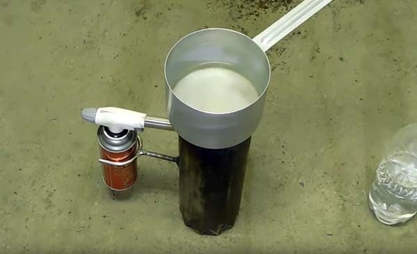 Самодельная походная печка из куска трубы и газовой горелки Самодельная походная печка из куска трубы и газовой горелки