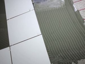 Как сделать электрический теплый пол под плитку своими руками: пошаговая инструкция Как сделать электрический теплый пол под плитку своими руками: пошаговая инструкция